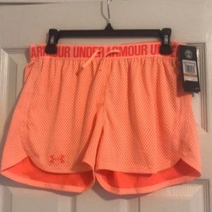 New with Tags!! 🙌 Under Armour Loose Shorts